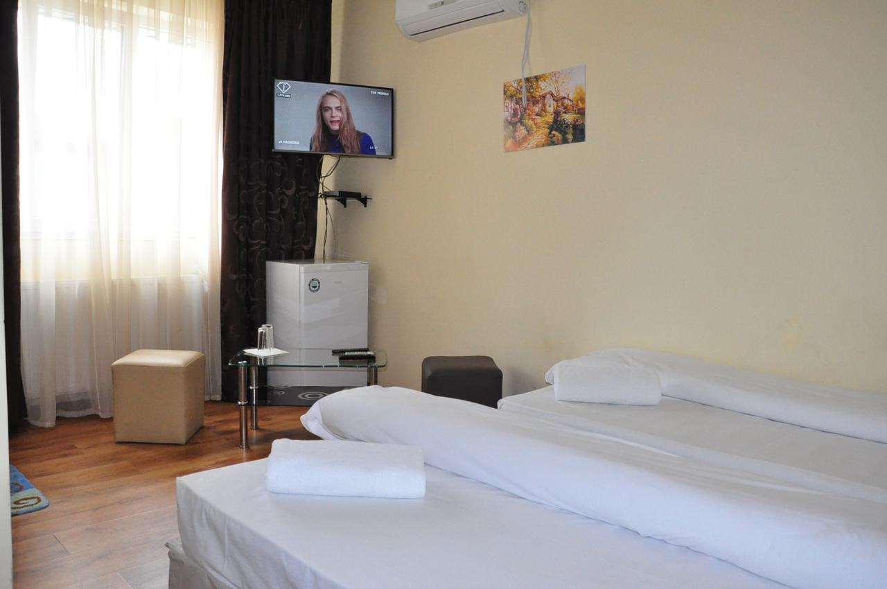 Guest Rooms Simona Opanets Exteriör bild