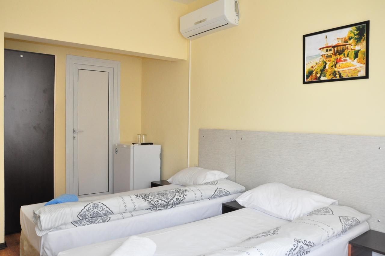 Guest Rooms Simona Opanets Exteriör bild