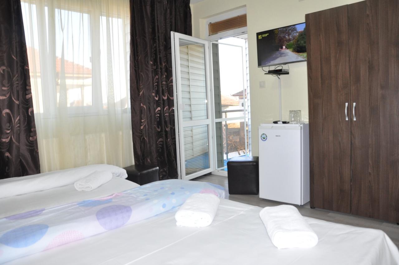 Guest Rooms Simona Opanets Exteriör bild